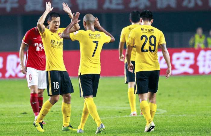 莱比锡内部会议纪要流出——加时末段再遭质疑，亚冠使命明确，阵容厚度经受考验的简单介绍