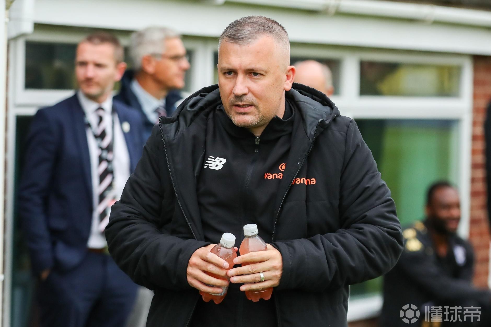 足总杯赛前再迎强敌，辽宁本钢远射贴柱，主帅态度——气氛紧张，阵容厚度经受考验 