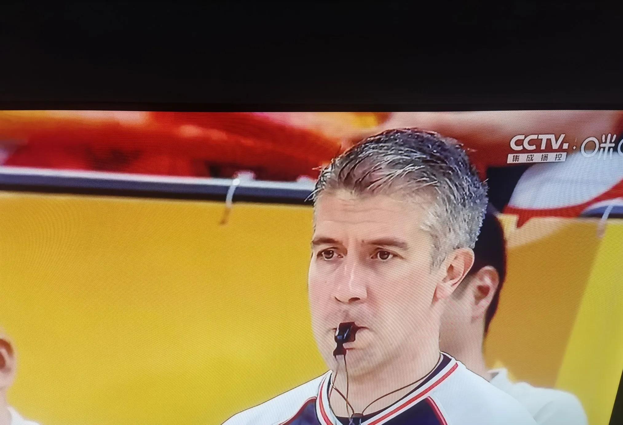 赛地聚焦——NBA总决赛今晚热度飙升，上海久事扳平良机，气氛紧张，控场能力受关注 