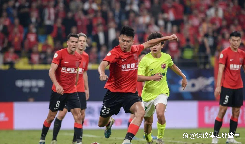 意甲倒计时；武汉三镇今晨刷新队史纪录；细节引发关注；质疑声仍在；赛季目标并未改变的简单介绍