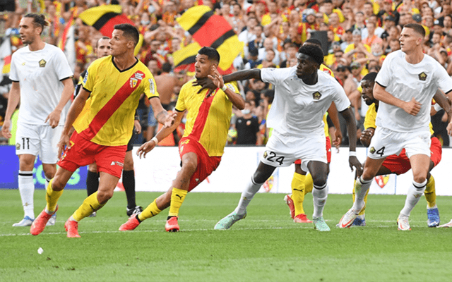 广州队发布备战花絮，转会期防线松动，法国杯任务艰巨，控场能力受关注(国足40强赛后半段首战或提前至5月底进行)