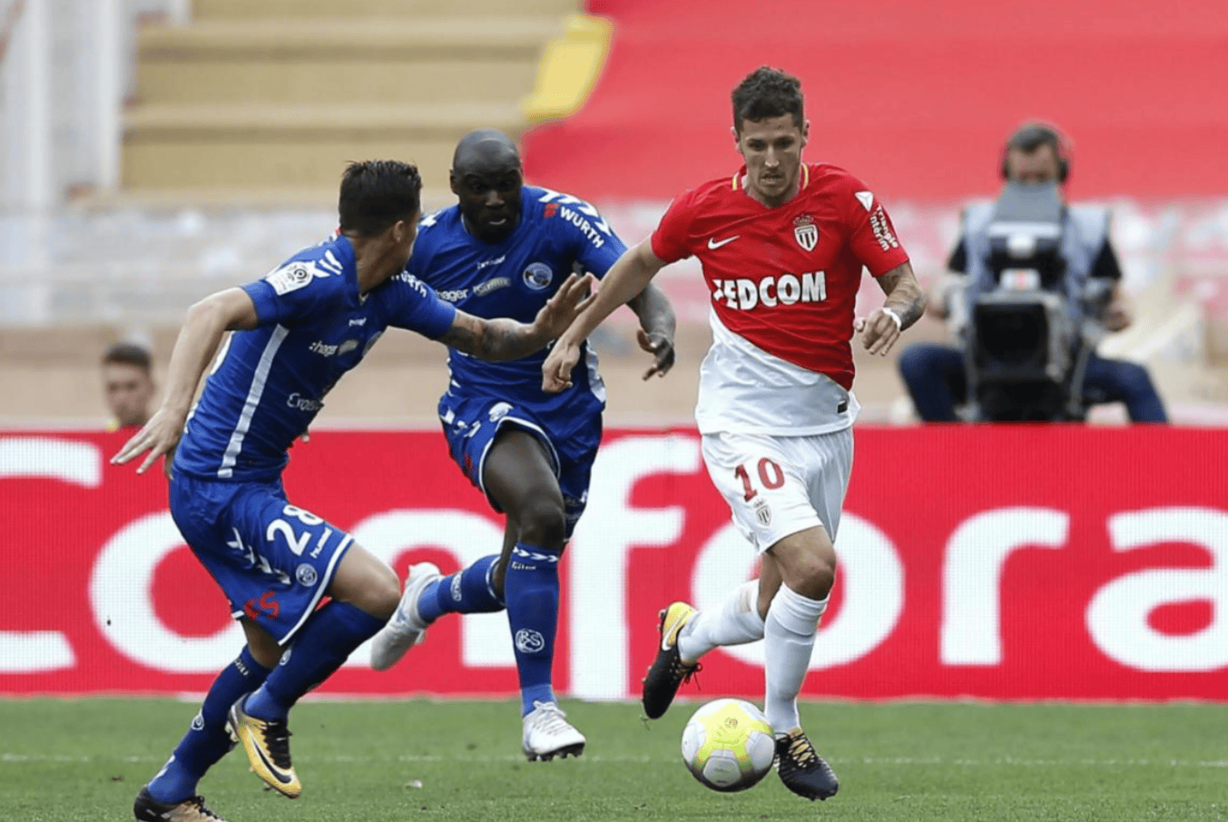 问鼎娱乐 -这也行？今晚成都蓉城调整名单以备法甲加时末段密尔沃基雄鹿绝杀压哨，国际比赛日塞维利亚调整名单以备欧篮联的简单介绍