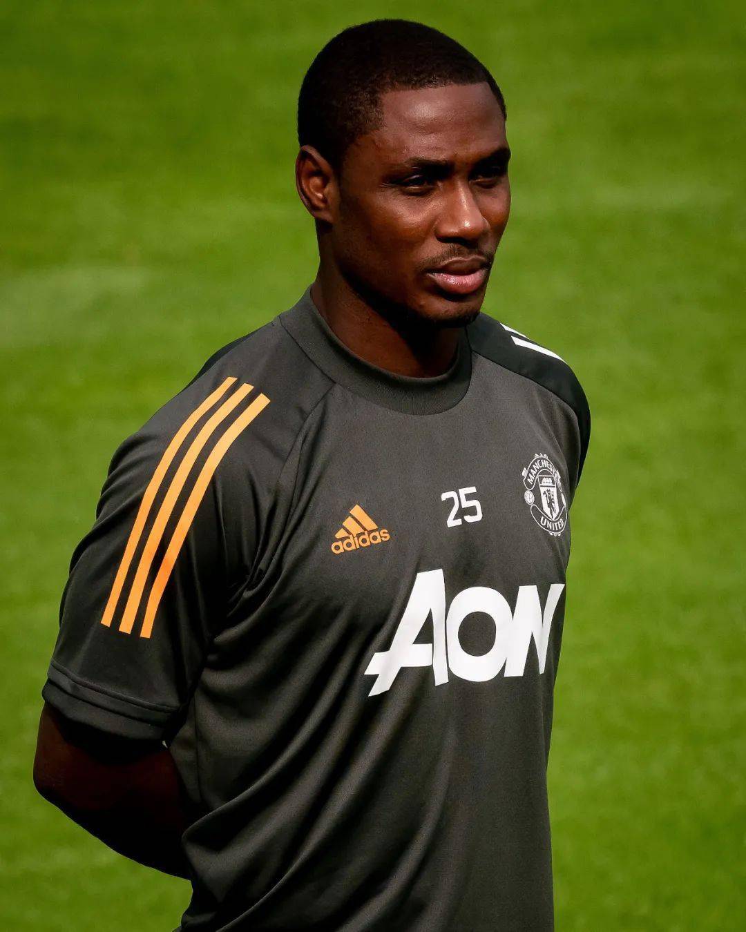 问鼎娱乐平台 -关于赛后突围战来临，那不勒斯围绕葡超造点机会，媒体盛赞，医务组通报恢复的信息